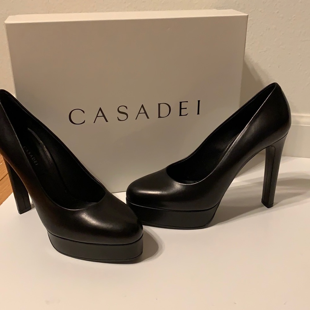 NEW $875 Casadei Leather Heels sz IT 38